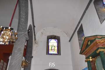 Humedades que presenta el templo neoclásico de Los Llanos/Francisco Javier Santana.